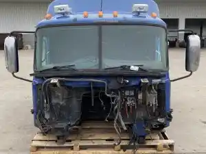 Used 2008 Mack CXU Cab (Stock #603-11639)) Part Image