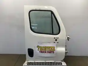 Used 2013 Freightliner Cascadia 113 Door (Stock #606-14163)) Part Image