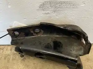 Used 2015 Freightliner Coronado Cab Mount (Stock #630-10930)) Part Image