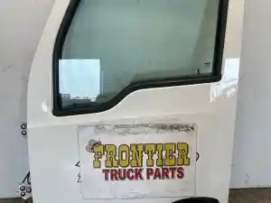 Used 2017 Kenworth T680 Door (Stock #606-13968)) Part Image