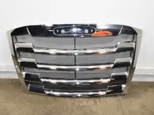 NTO 2017-2025 Freightliner Cascadia Grille (Stock #610-12949)) Part Image