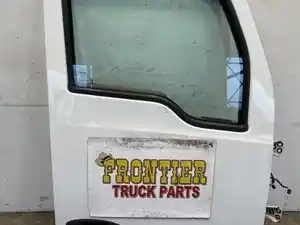 Used 2018 Kenworth T680 Door (Stock #606-14033)) Part Image