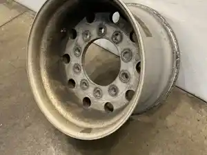 Used 2022 Alcoa Wheel (Stock #618-14001)) Part Image