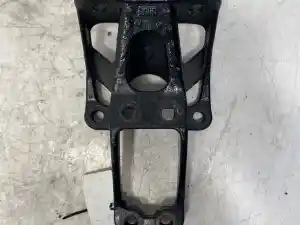 Used 2023 Freightliner Cascadia Cab Mount (Stock #630-10901)) Part Image