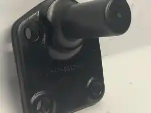 Used Ford 7.8L Engine Mount Image