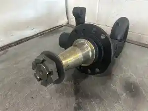 Used MACK 3QHF545P2 Spindle/Knuckle Image