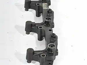 Used 2006 Volvo D7E Engine Misc Part Image