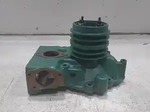 New MACK Water Pump (Stock #8112522)) Part Image