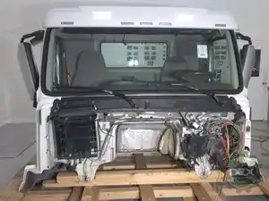 New 2016 VOLVO VNL300 Cab (Stock #816991)) Part Image