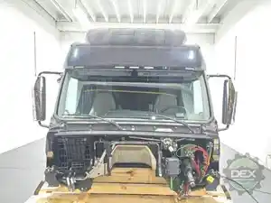 New 2019 VOLVO VNL860 Cab (Stock #797571)) Part Image