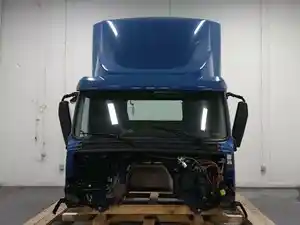 New 2019 VOLVO VNL300 Cab (Stock #736680)) Part Image