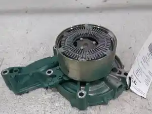 New 2025 VOLVO VNL640 Water Pump (Stock #787458)) Part Image