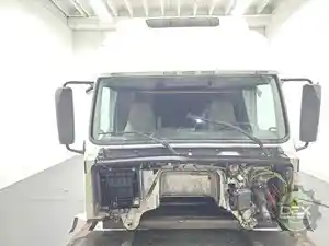 New 2014 VOLVO VNL670 Cab (Stock #779707)) Part Image