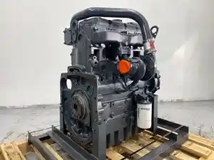 Rebuilt Perkins 1104C-44 BAL Engine Assy (Stock #4975)) Part Image