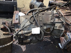 international truck make 4900 truck