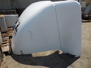 Used 1994 KENWORTH T600 Sleeper Fairing Image