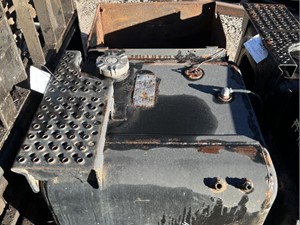 Used 1996 FORD LNT9000 Fuel Tank (Stock #98835)) Part Image
