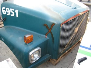 Used 2000 VOLVO/GMC/WHITE WAH Hood (Stock #100368)) Part Image