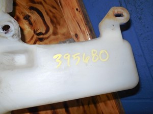 Used 2001 INTERNATIONAL 4700 Windshield Washer Reservoir (Stock #95482)) Part Image