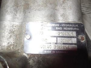 Used 2002 LUK LF732108321 Steering Pump Image