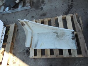 Used 2004 FREIGHTLINER COLUMBIA Fender Extension (Stock #94747)) Part Image