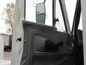 Used 2004 INTERNATIONAL 4300 Cab (Stock #75851)) Part Image