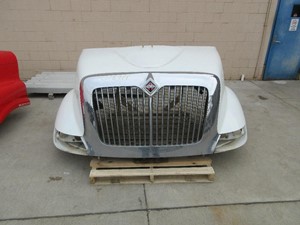 Used 2004 INTERNATIONAL 8600 Hood (Stock #101707)) Part Image