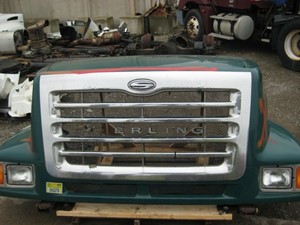 Used 2004 STERLING L9500 Hood (Stock #100912)) Part Image