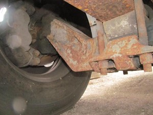 Used 2005 BLUE BIRD BB Conventional I Beam (Stock #90214)) Part Image