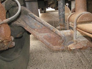Used 2005 BLUE BIRD BB Conventional I Beam (Stock #90263)) Part Image