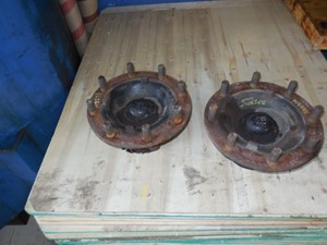 Used 2005 DAYTON 15931 Wheel End, Spoke & Hub (Stock #95129)) Part Image