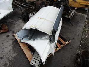 Used 2005 FREIGHTLINER CST120 CENTURY Tank Fairing (Stock #87453)) Part Image