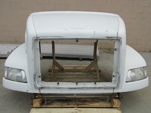 Used 2005 VOLVO/GMC/WHITE VNM Hood (Stock #101705)) Part Image