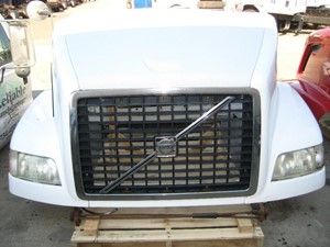 Used 2005 VOLVO/GMC/WHITE VNM Hood (Stock #99270)) Part Image