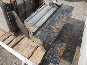 Used 2006 HINO 268 Battery Box Image