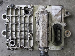 Used 2006 MERCEDES OM460LA ECM Image