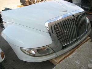 Used 2010 INTERNATIONAL 4300 Hood (Stock #100536)) Part Image