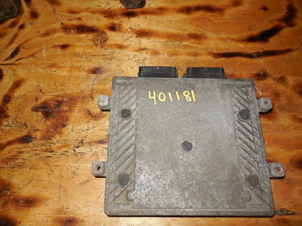 Image 4 of part Used 2011 INTERNATIONAL ECM