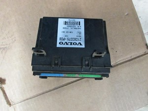 Used 2011 VOLVO 21083375-P08 Chassis Control Module (Stock #102045)) Part Image