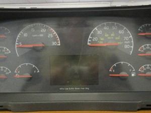 Used 2013 VOLVO/GMC/WHITE VN Instrument Cluster (Stock #100721)) Part Image