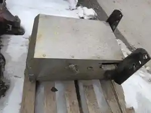 Used 2012 CATERPILLAR CT660 Battery Box (Stock #108551)) Part Image