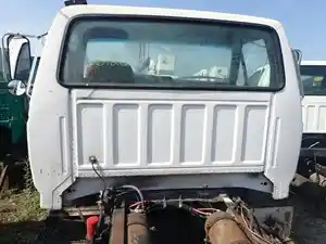 Used 1999 FORD F800 Cab (Stock #107873)) Part Image