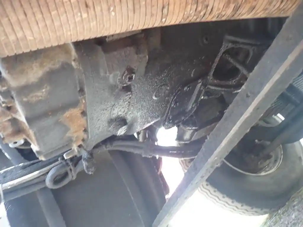 Image 1 of part Used 1999 FULLER RTOF11908LL Transmission Assy