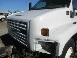 Used 2005 GMC - MEDIUM C7500 Hood (Stock #108200)) Part Image