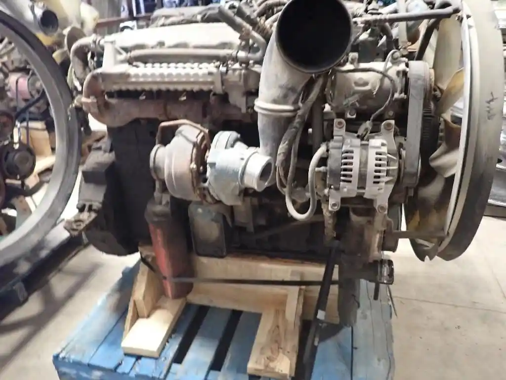 Image 2 of part Used 2006 INTERNATIONAL DT466E Engine Assy
