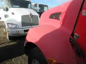 Used 2014 KENWORTH T370 Hood (Stock #108322)) Part Image