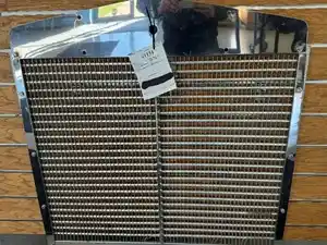 【N】 Used KENWORTH T660 Grille for sale | Westland Michigan