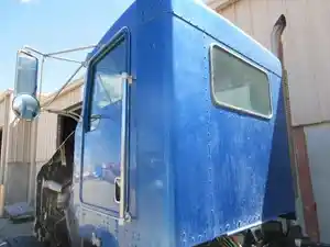Used 2011 KENWORTH T800 Cab (Stock #109277)) Part Image