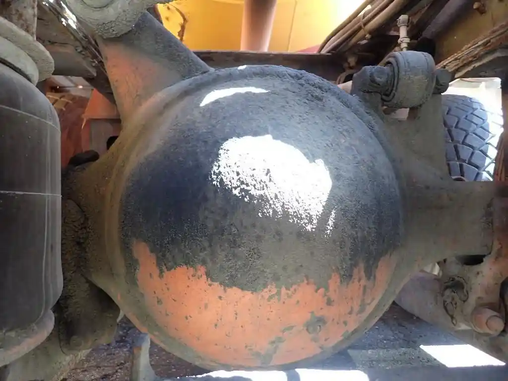 Image 1 of part Used 1997 ROCKWELL/MERTIOR RR23160 Rear Rear (Tandem Rear or Single)