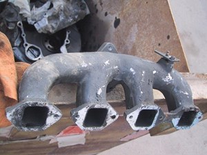 Used Exhaust Manifold (Stock #40346)) Part Image